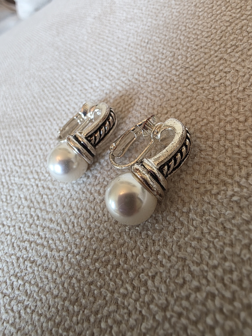 Silver Tone Faux Pearl Clip On Earrings Rope Detail Vintage Style